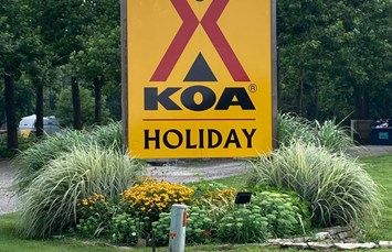 Kankakee South KOA Holiday Photo
