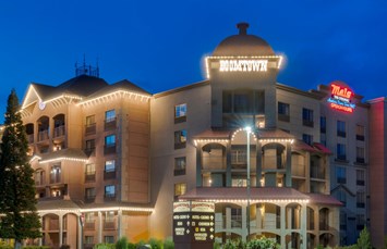 Reno KOA Journey at Boomtown Photo