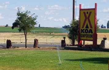 Redmond / Central Oregon KOA Holiday Photo