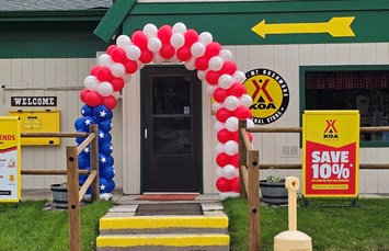 Custer / Crazy Horse / Black Hills KOA Holiday Photo