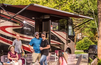 Houston / Med Center KOA Holiday Photo